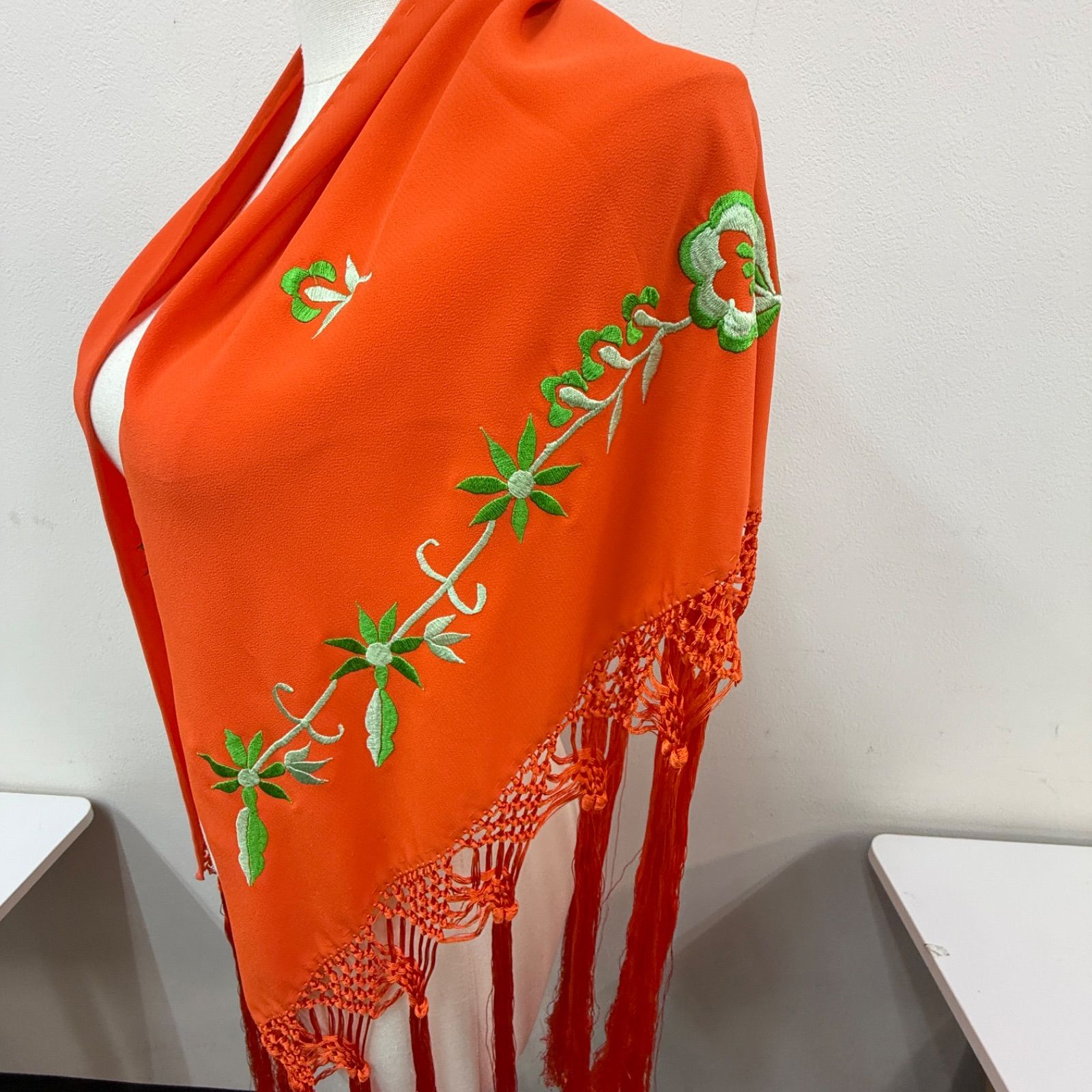 フラメンコ シージョ オレンジ 花 刺繍 フリンジ ショール - メルカリ