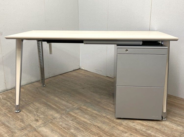 【中古品】オカムラ テーブルプリシード（PRESEDE）シリーズ 1400平デスク+ワゴンセット ナチュラル 45,780円