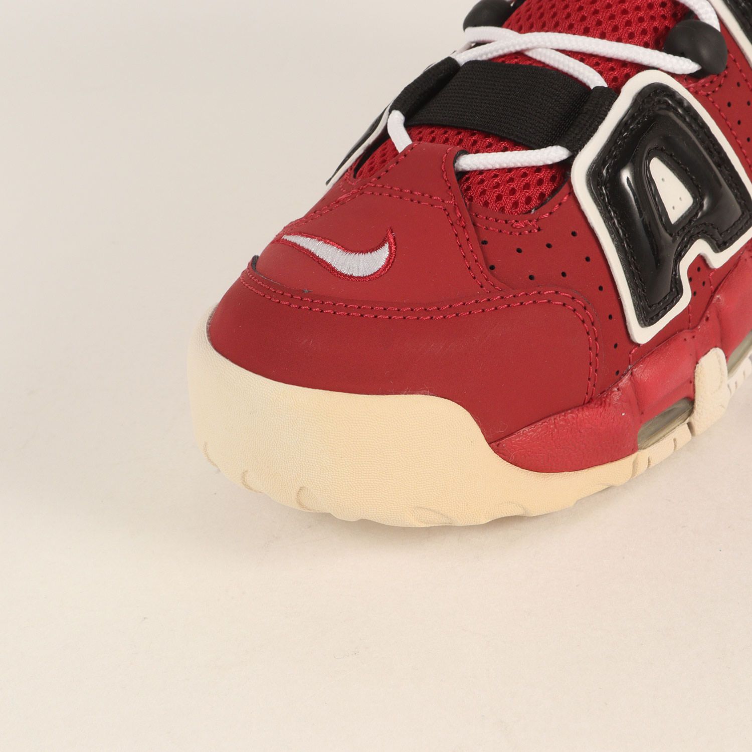 新品】NIKE ナイキ サイズ:US10(28.0cm) AIR MORE UPTEMPO 96 BULLS 