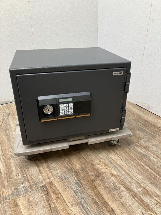 【中古品】エイコー 耐火金庫 BSS-PK ブラック