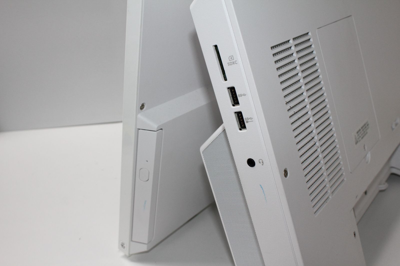 NEC一体型PC LAVIE HA570/RA i5/SSD+HDD - メルカリ