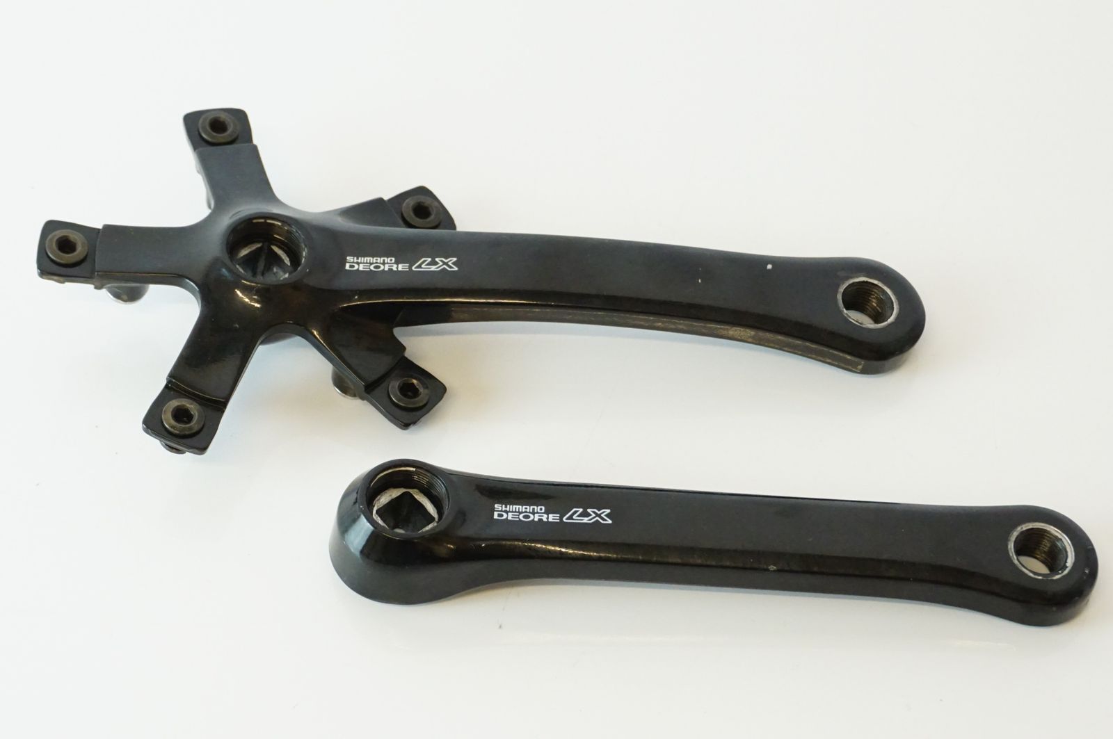 SHIMANO 「シマノ」 DEORE LX FC-M560 170mm PCD110 クランクセット
