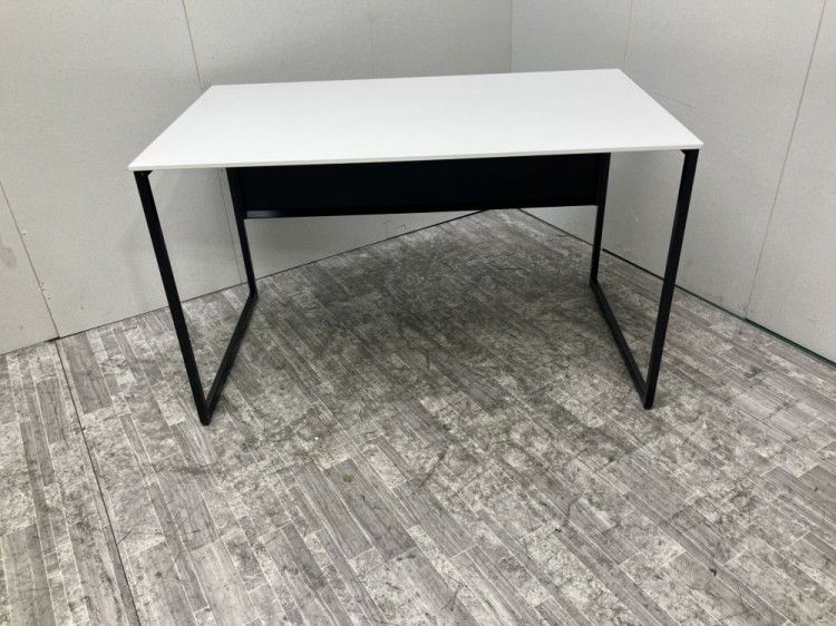 【中古品】オカムラ ソリストシリーズ 1200平デスク 3K2AAE MHM2 ホワイト
