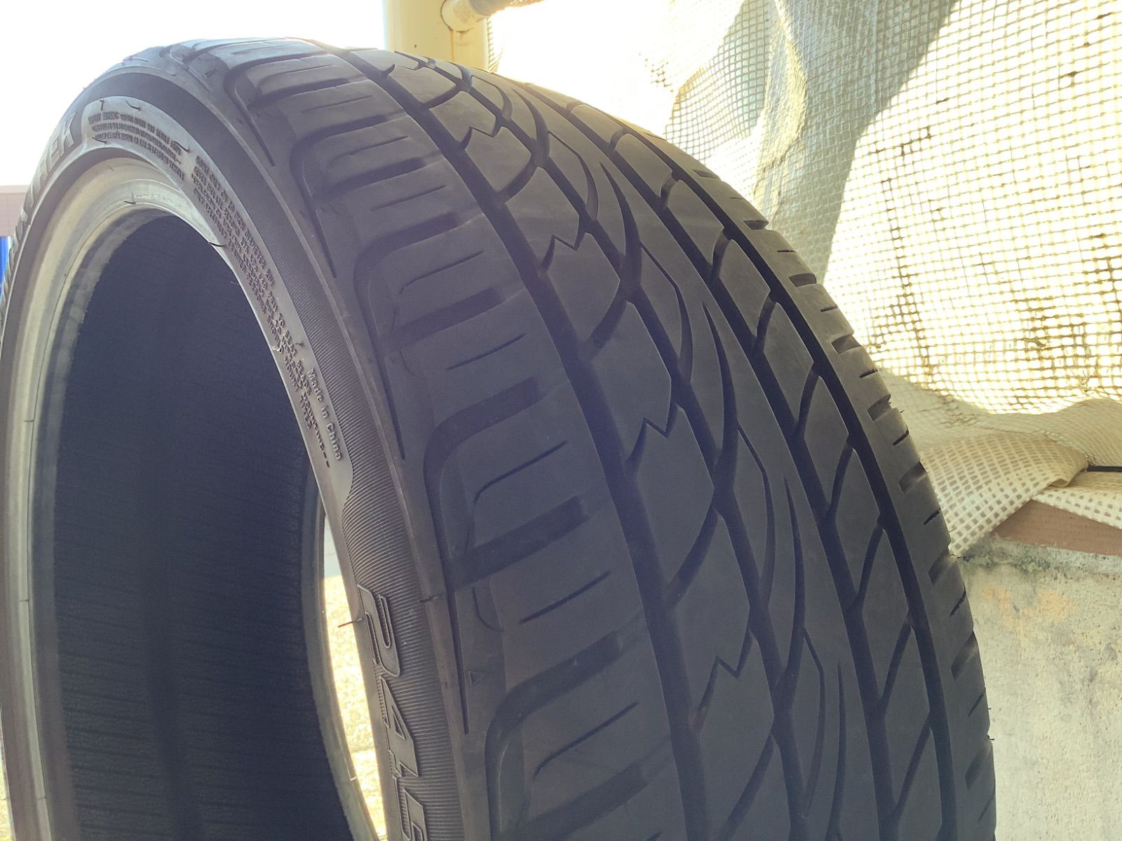 送料込み] 245/35R20 95Y 2024年製 MAXTREK FORTIS T5 マックス