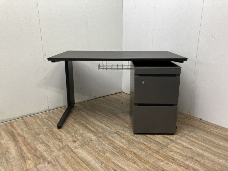 【中古品】オカムラ/コクヨ プロユニット/デルフィ2 1200平デスク+ワゴンセット デスクDN104P 3703 ブラック 34,125円