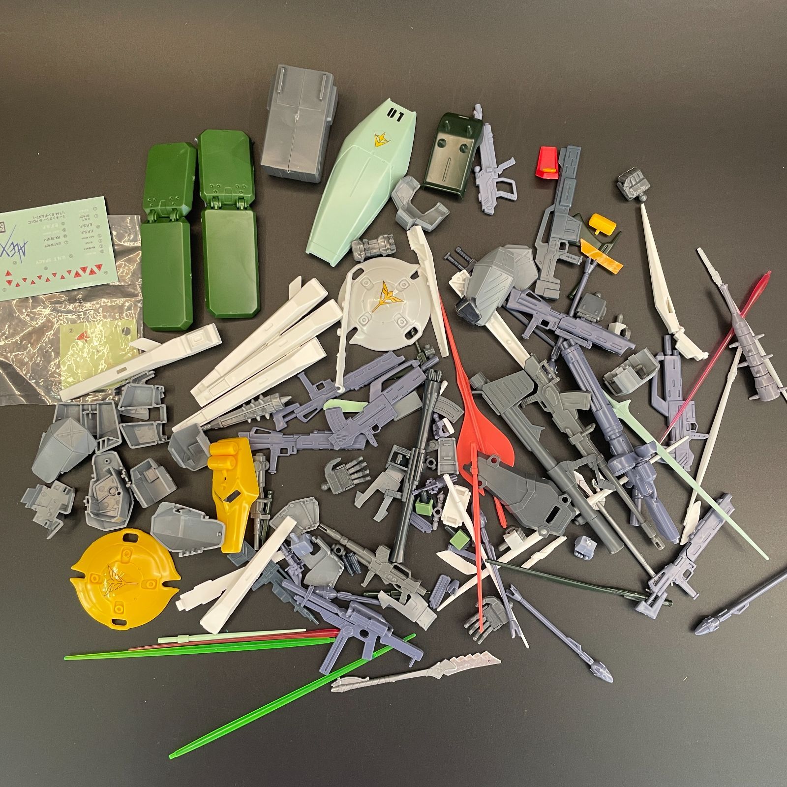ガンプラ【未検品/ジャンク、パーツ取用、破損、欠品、キズ、状態