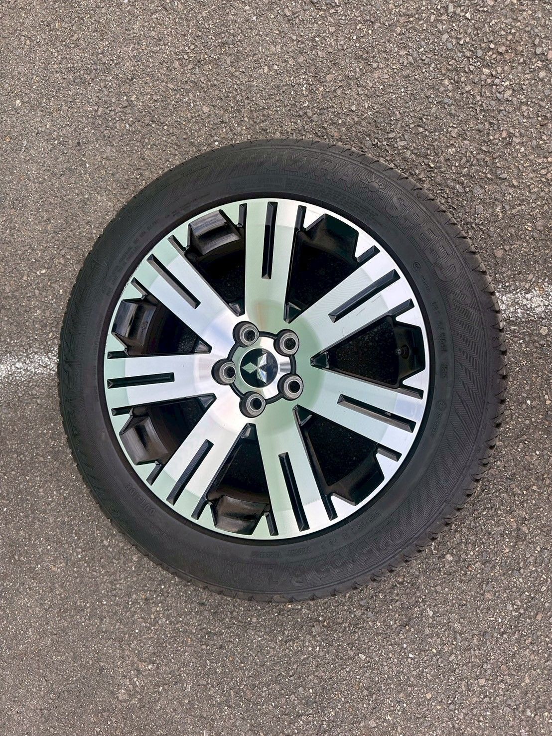 デリカD5 純正 タイヤホイールセット 225/55R18 MITSUBISHI デリカD