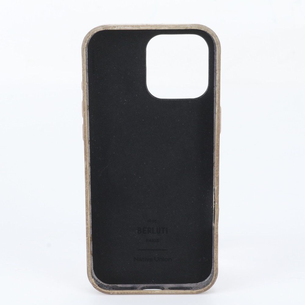 美品・付属品付✨ ベルルッティ iPhone14proケース カリグラフィー 美品 ベルルッティ カリグラフィ iPhone 14 Pro ケース ベージュ