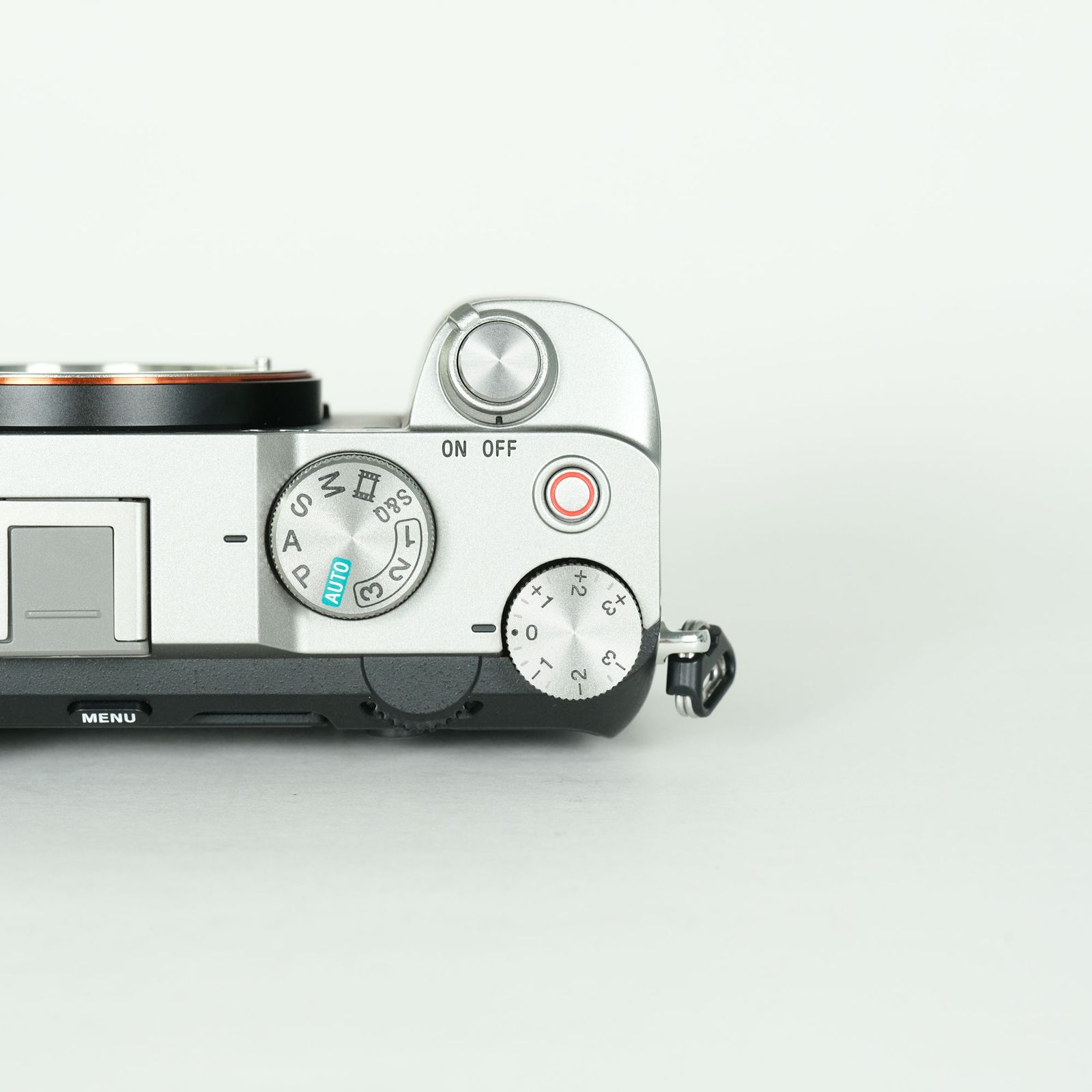 美品 | シャッター数4,450回] SONY α7C（ILCE-7C） [ボディ シルバー
