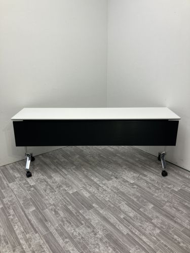 【中古品】コクヨ コンフェストシリーズ 1800サイドスタックテーブル KTT-1300BMAW ホワイト 26,280円