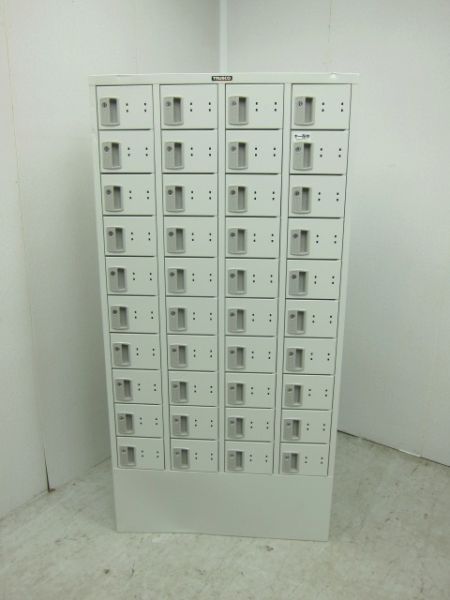 【アウトレット品】トラスコ 40人用貴重品ロッカー KTL410-A ホワイト