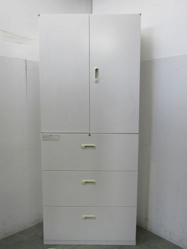 【中古品】共栄工業 3段ラテラル・両開き上下書庫 KSS-105A/KSS-105H-3 ホワイト 34,125円
