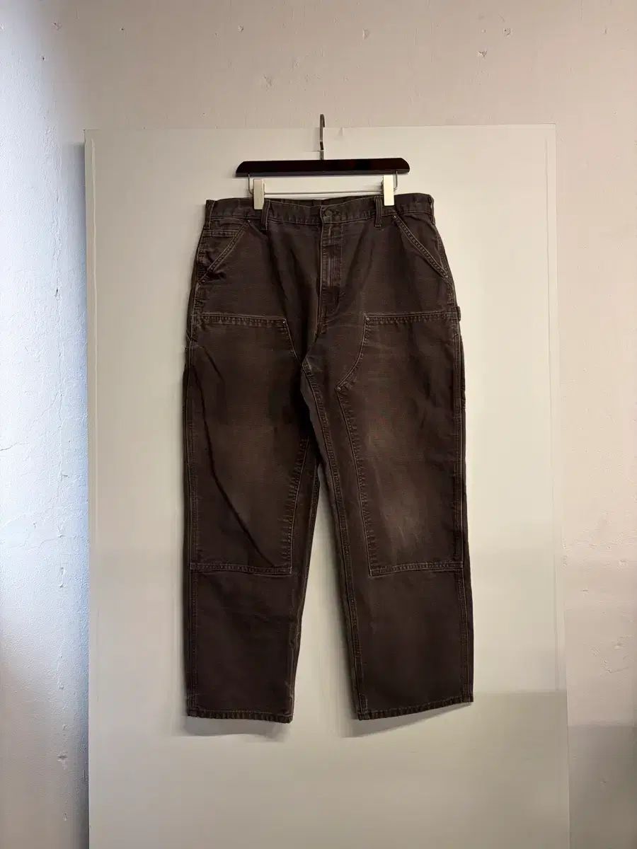 2008 カーハート B136 ダブルニー パンツ DKB 38x32
