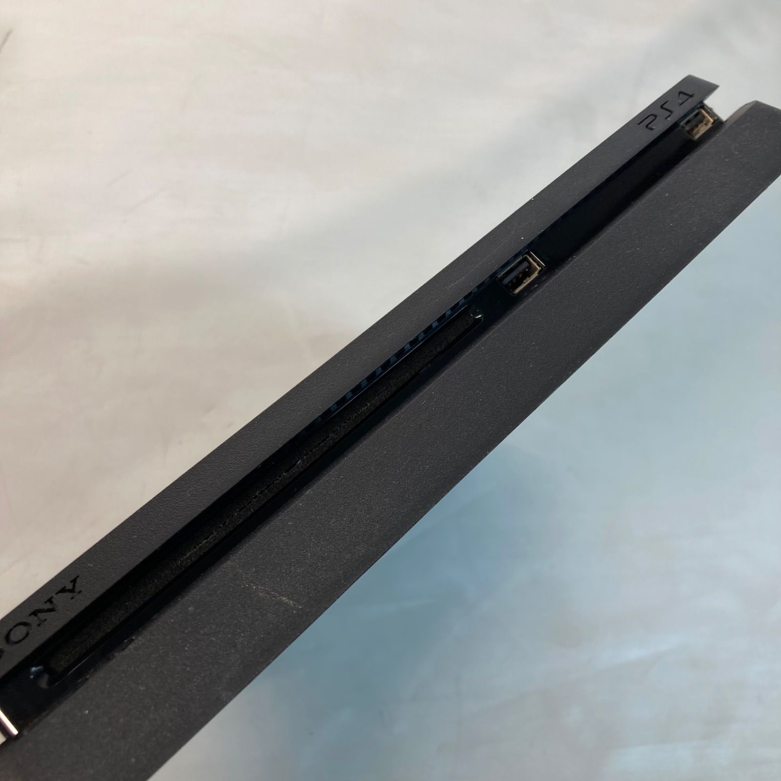 ジャンク】PS4 CUH-2000A 本体のみ - メルカリ