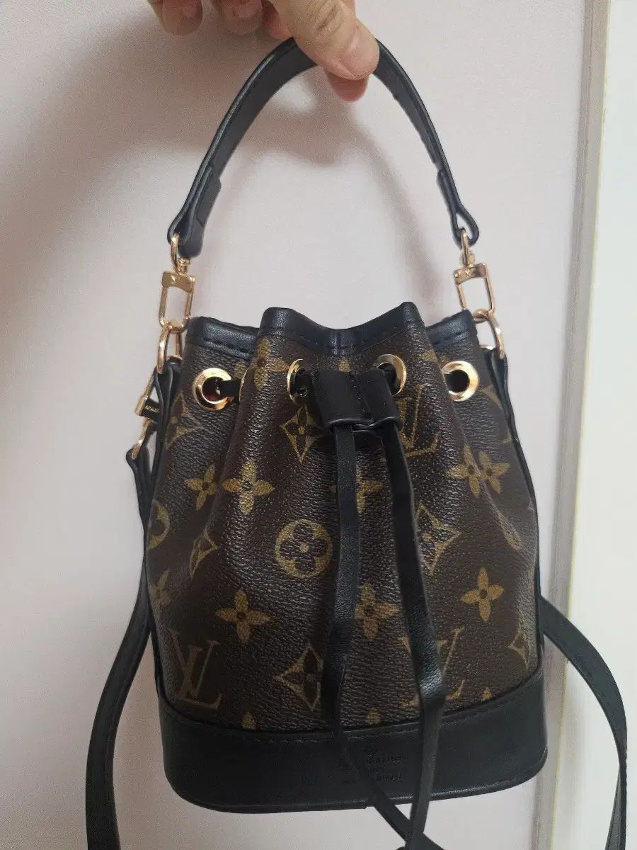 モンテーニュ バケットバッグ ブラウン - 新品