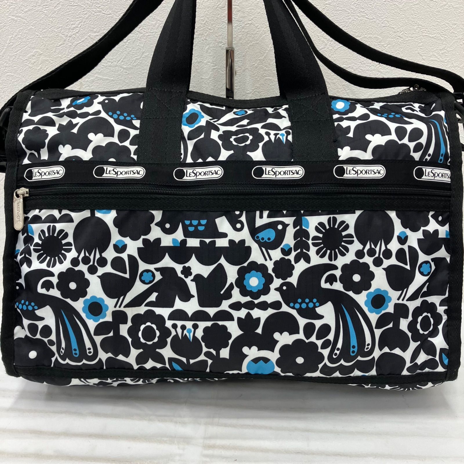 未使用品✨LeSportsac レスポートサック ボストンバッグ 2way 花柄 5965 【美品】 LeSportsac レスポートサック 2way ボストンバッグ 旅行