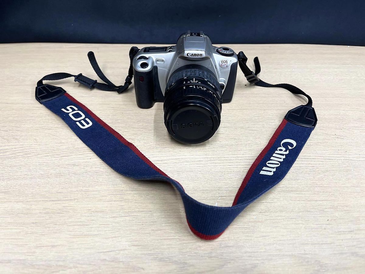 ジャンク品】 Canon キヤノン 一眼レフカメラ EOS Kiss III レンズ2本