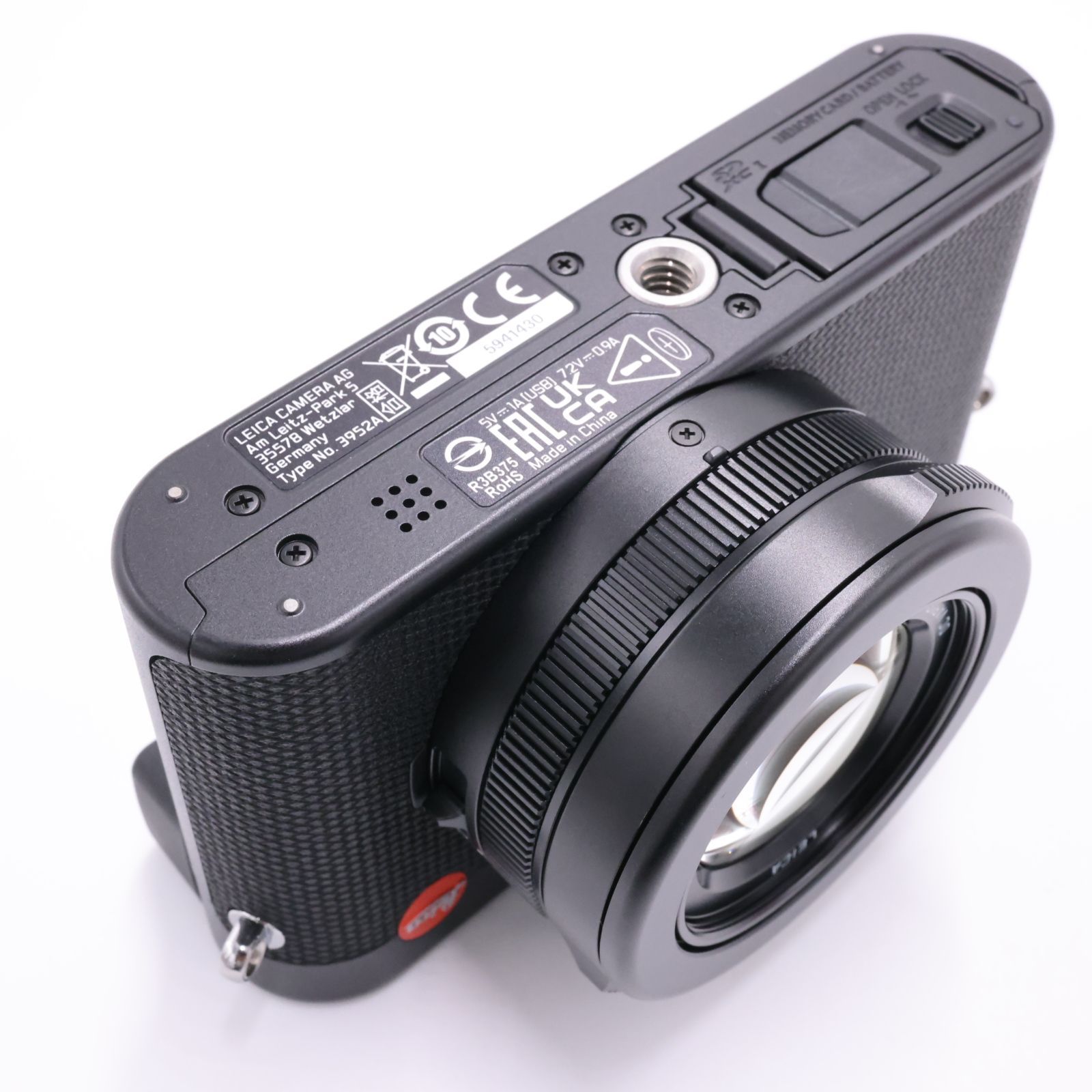 中古-美品| Leica ライカ D-LUX8 純正オートレンズキャップ付き Ver