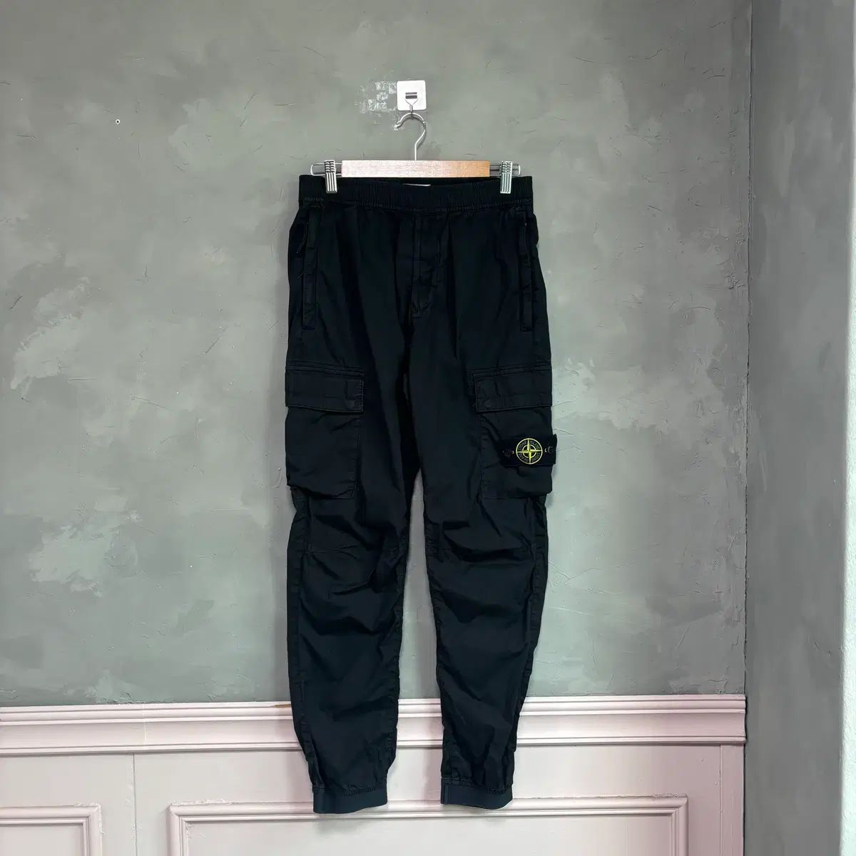 STONE ISLAND ストーンアイランド カーゴ パンツ ブラック