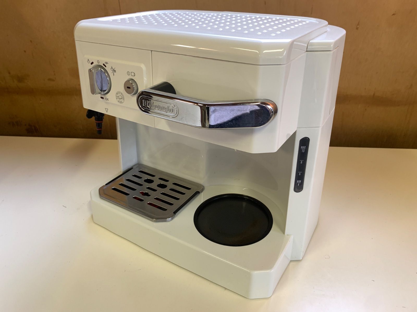 【美品・動作確認済み】DeLonghi デロンギ コンビコーヒーメーカー　BC0410J-W