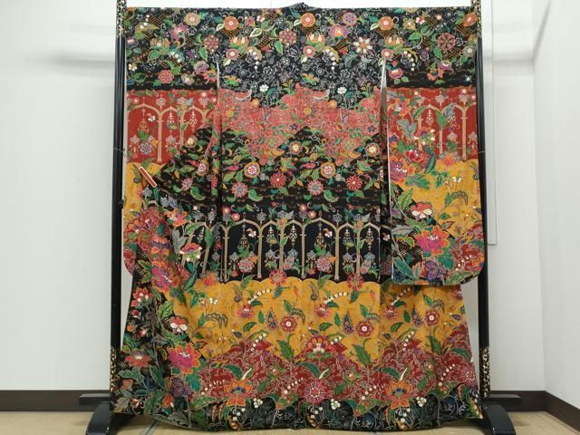 平和屋着物○豪華振袖 更紗花唐草文 金彩 鬼しぼ縮緬 正絹 逸品