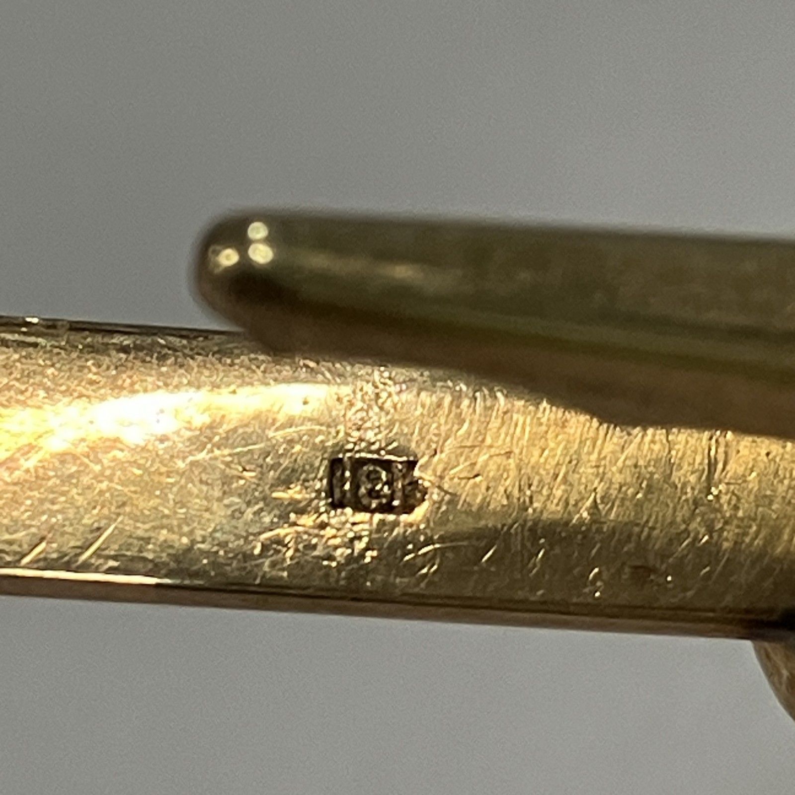 ☆ 18K刻印 18金 ゴールド ネクタイピン ビジネス オフィス 石付き