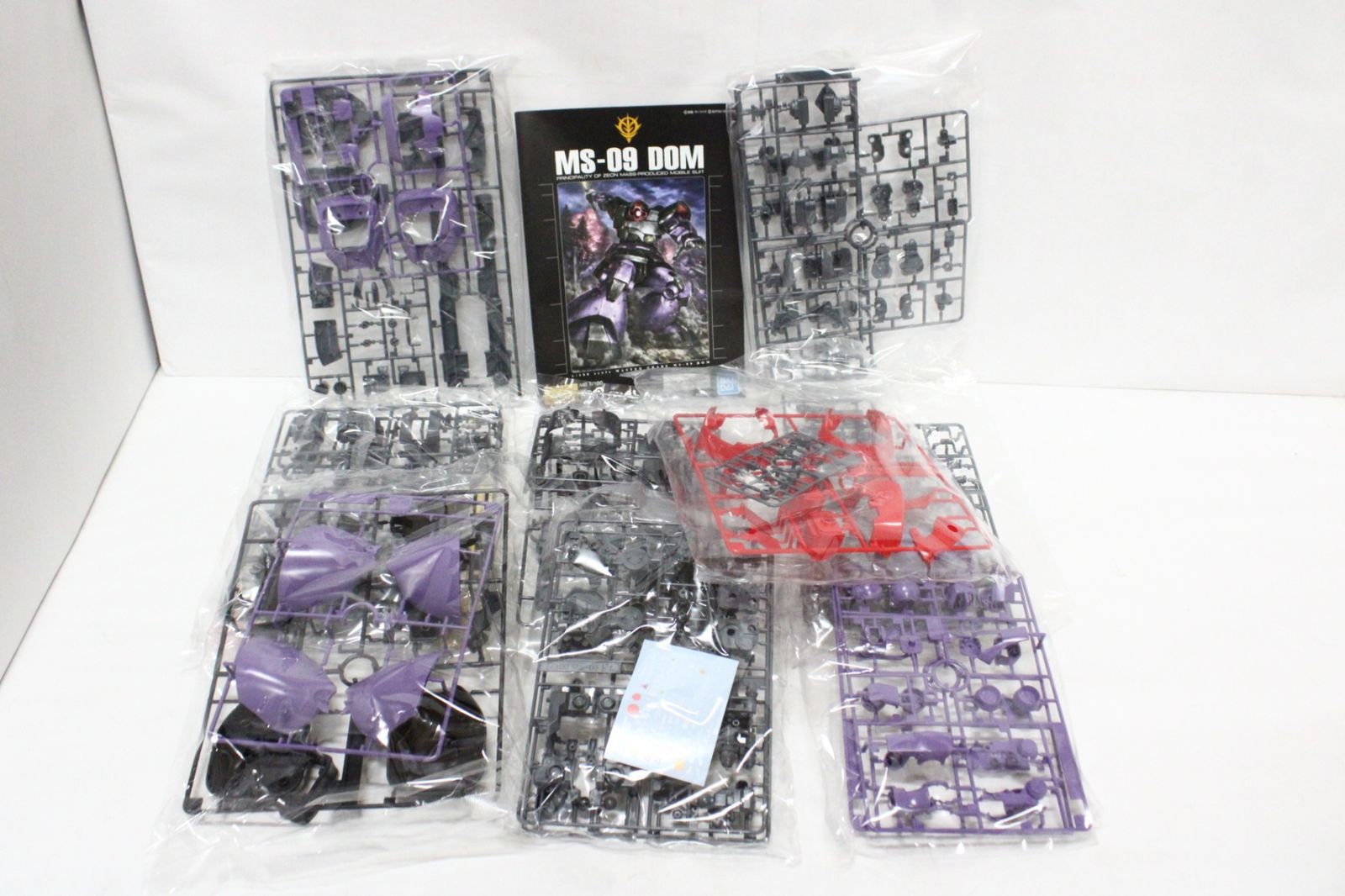 未組立 バンダイ MG 1/100 MS-09 ドム ジオン 機動戦士ガンダム BANDAI