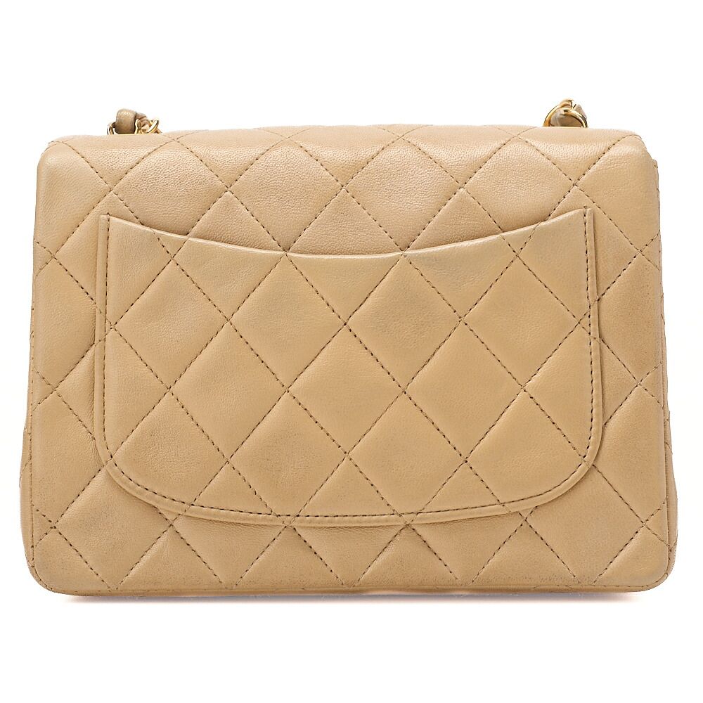 CHANEL シャネル チェーンショルダー バッグ 　ミニマトラッセ 17cm　ターンロック　ラムスキン ベージュ　ゴールド金具 　レディース【中古】【送料無料】