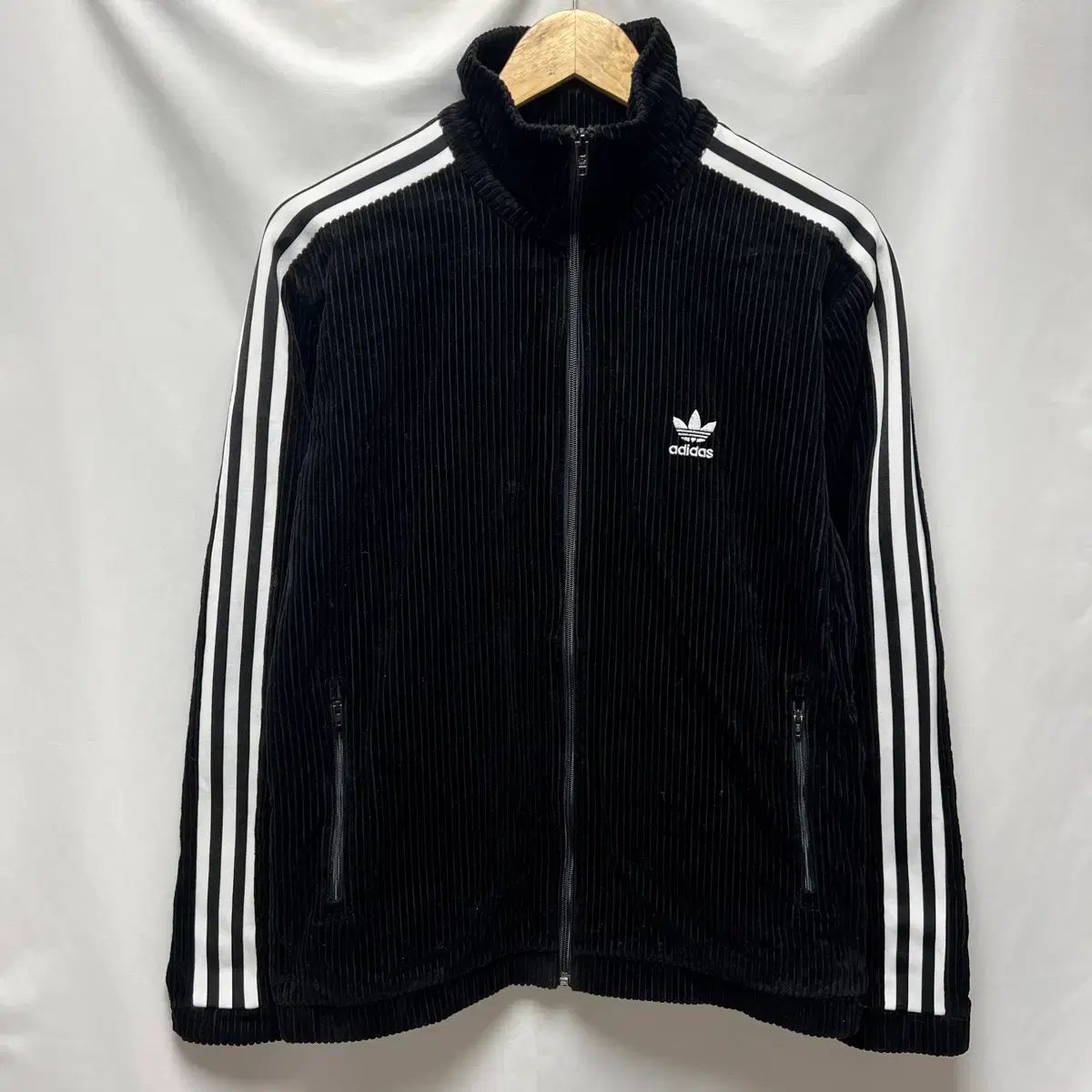 正規品/L adidas アディダス ヨーロッパ ワッフル コーデュロイ ゴールデン ブラック トラックジャージ