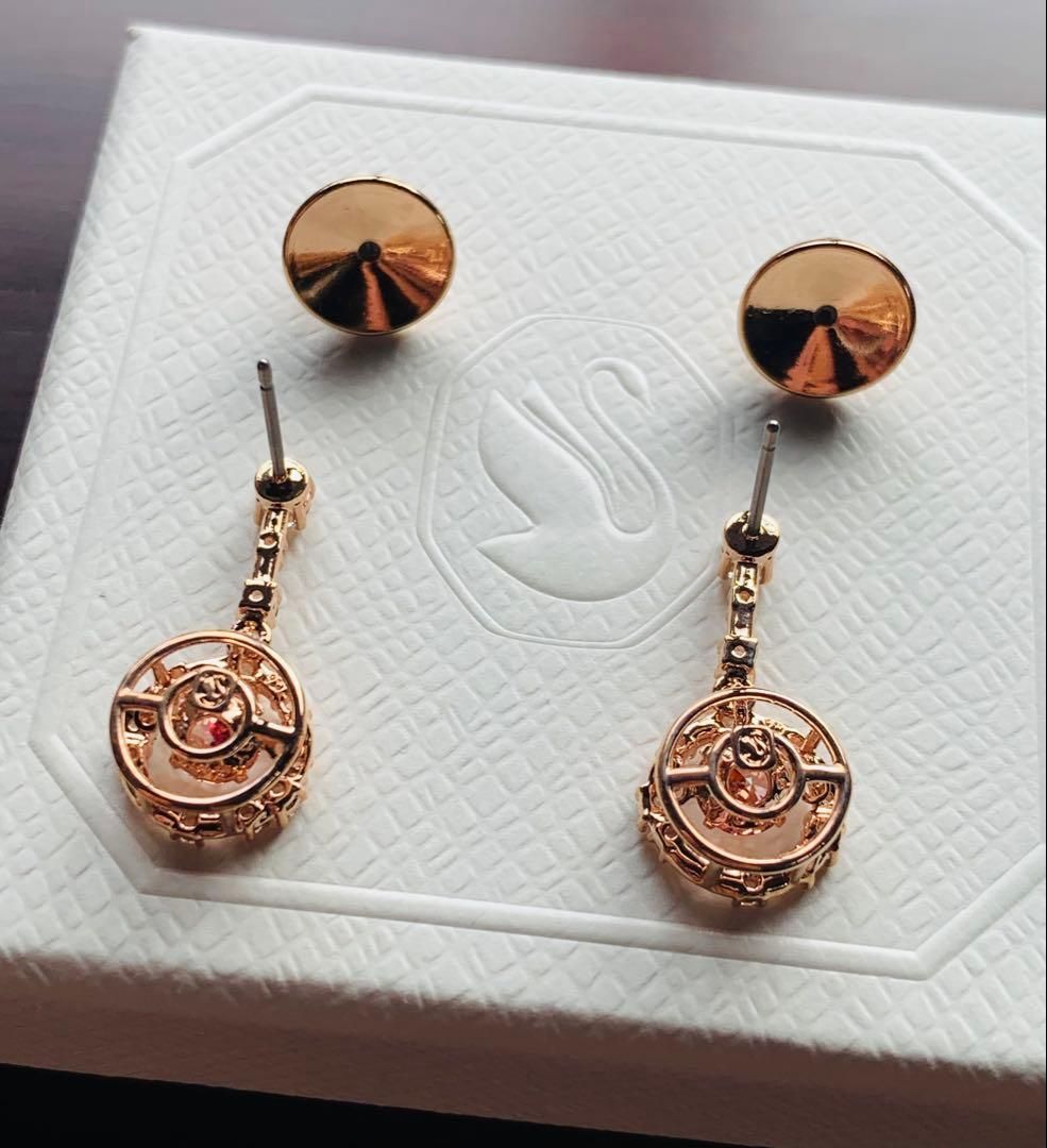 新品　スワロフスキーSwarovski Constella ドロップピアス