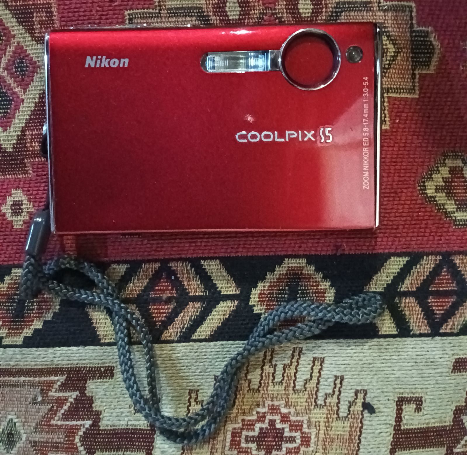 Nikon COOLPIX S5 Red main unit only battery is missing