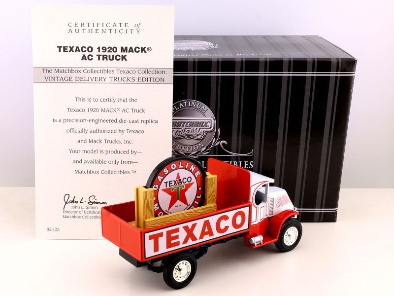 Matchbox Collectibles 1920 Mack AC Truck Texaco マッチボックス海外