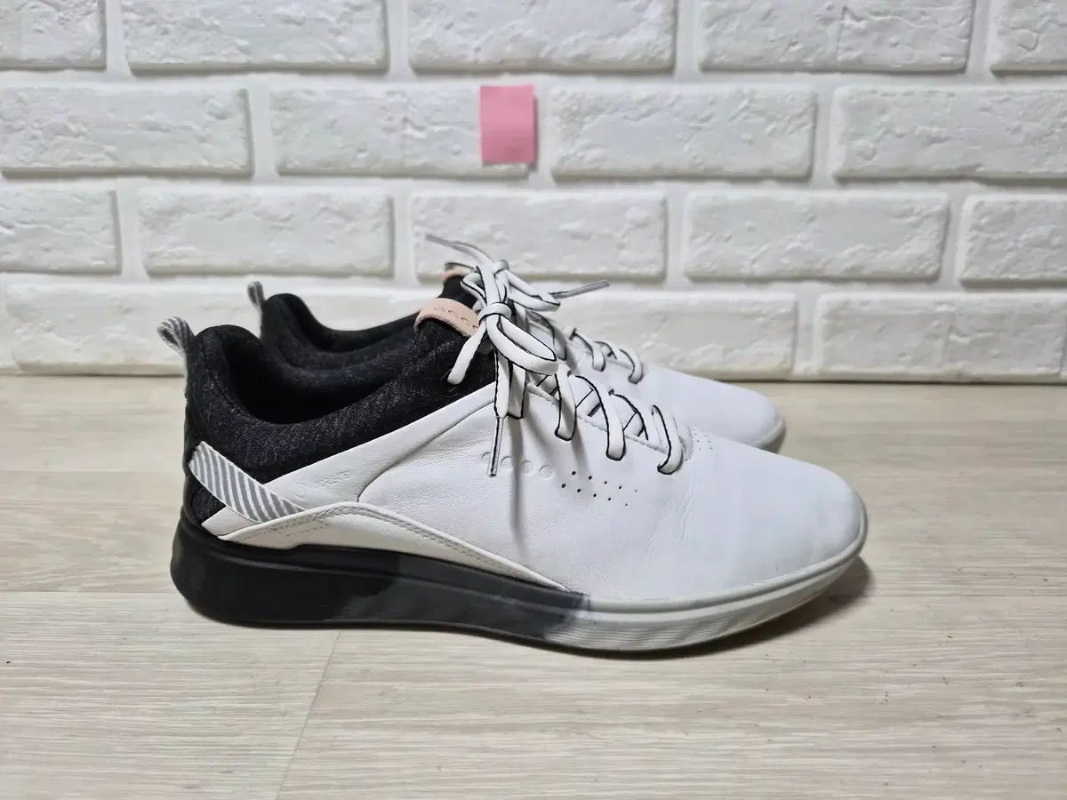 エコー GORE-TEX スパイクレス ゴルフシューズ 240mm 9,922円