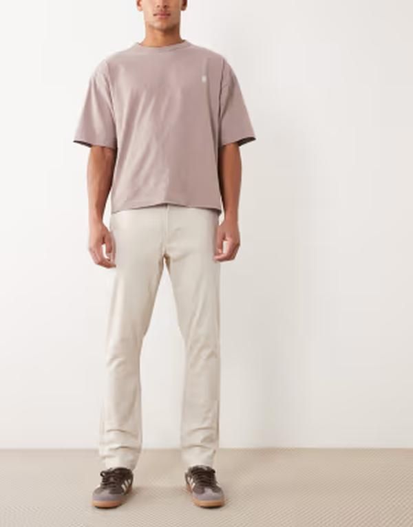 エイソス メンズ ボトムス カジュアルパンツ ASOS DESIGN slim chinos in stone ストーン