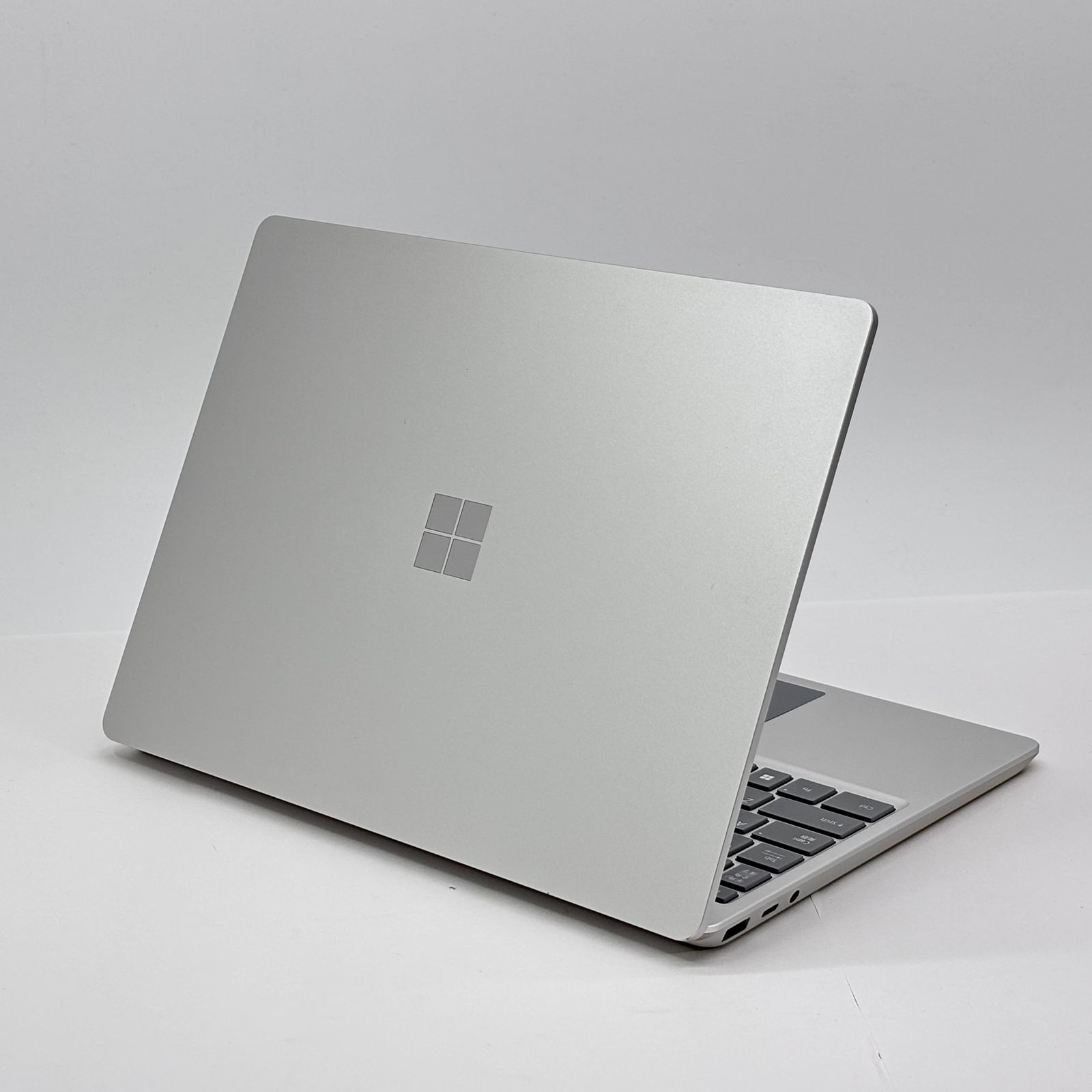 Microsoft Surface Laptop Go 2 12.4インチ i5 1135G7 8GB SSD 128GB Windows11Home プラチナ バッテリー最大容量88%【C8227-80】