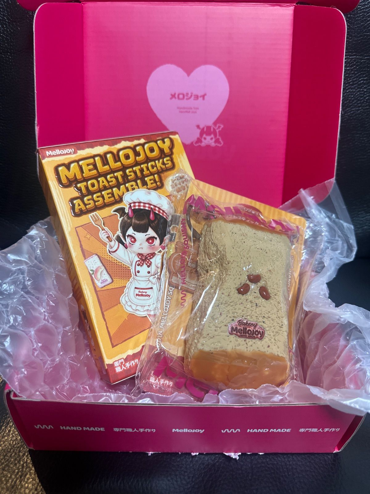 Mellojoy メロジョイ トーストスティック あずき全粒粉パン スクイーズ