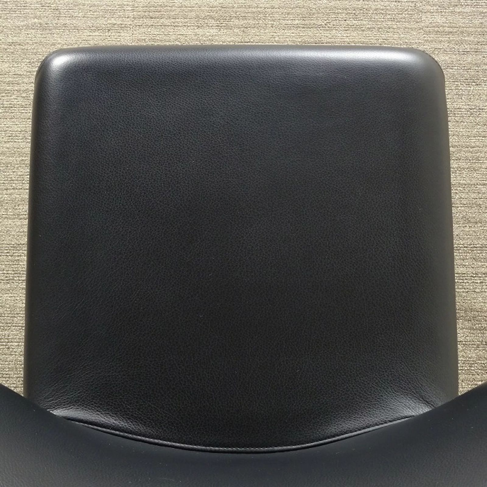 ◾︎SELUNO◾︎ 【短期展示美品】Cassina カッシーナ 369 HOLA / オラ