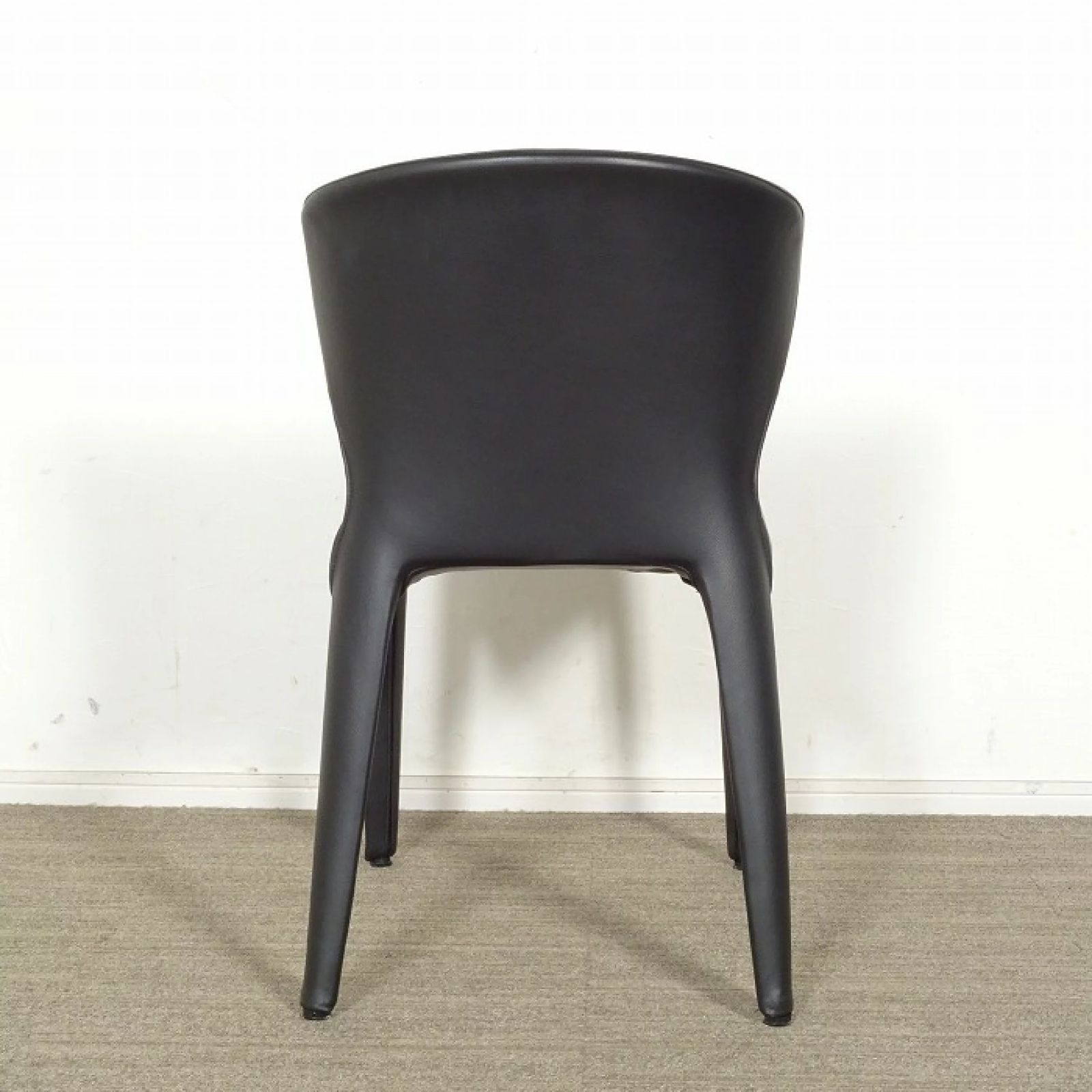 ◾︎SELUNO◾︎ 【短期展示美品】Cassina カッシーナ 369 HOLA / オラ