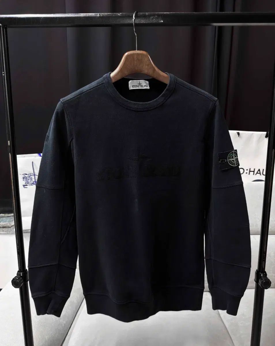 STONE ISLAND ストーンアイランド スウェット ブラック