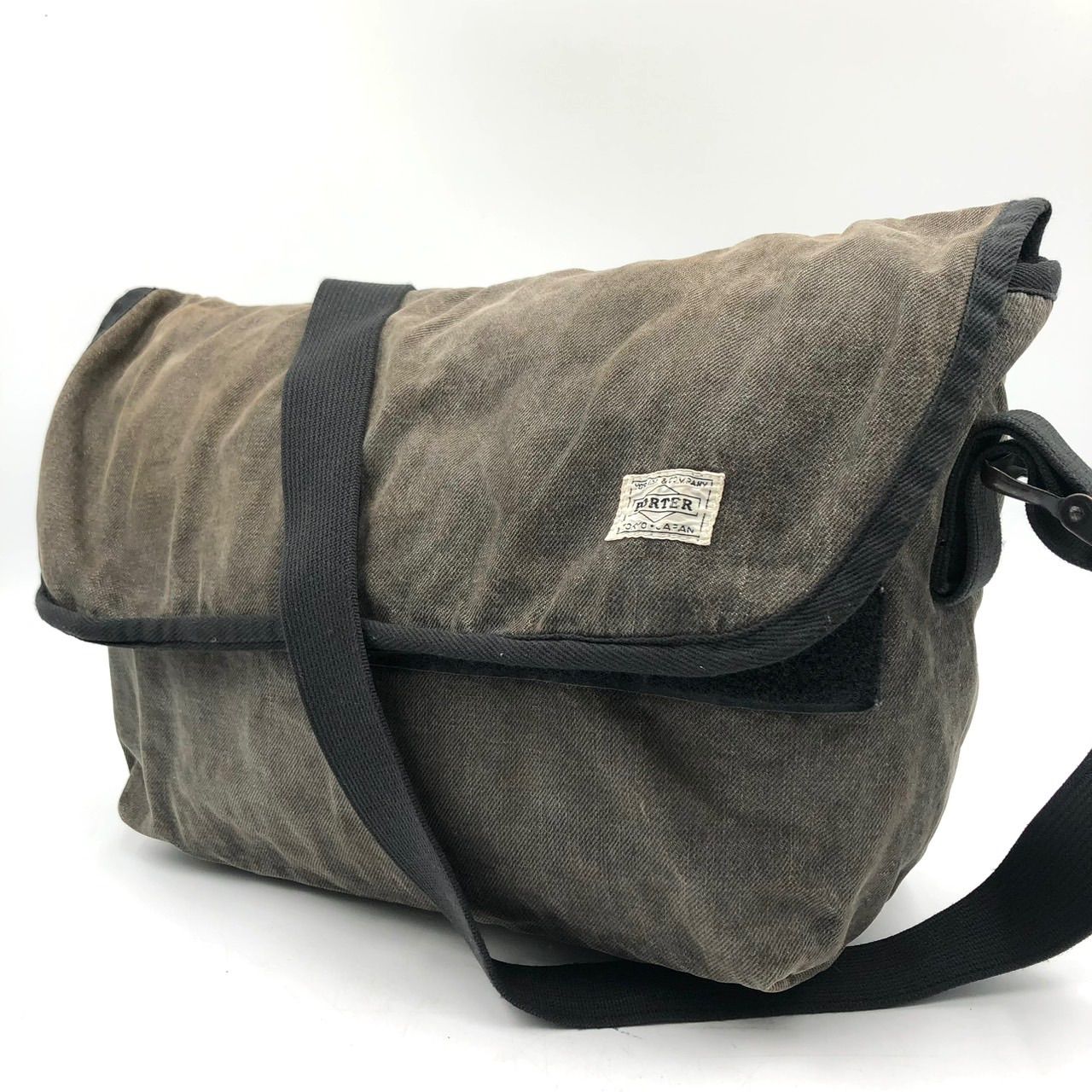 PORTER ポーター ショルダーバッグ メッセンジャー キャンバス カーキ 中古