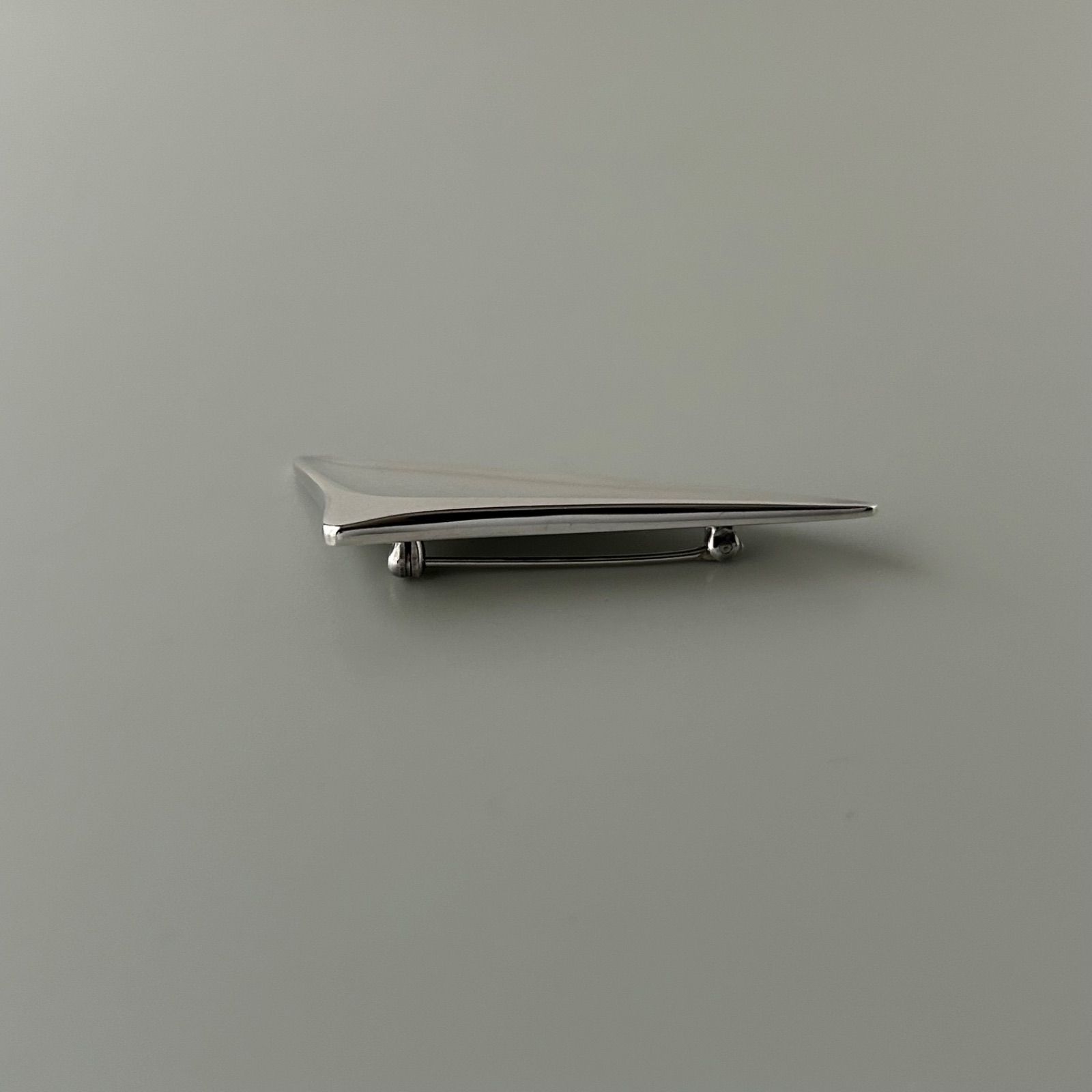   ジョージジェンセン　327 シルバーブローチ　925 ジョージジェンセン ブローチ 327 AG925 ヴィンテージ Georg Jensen