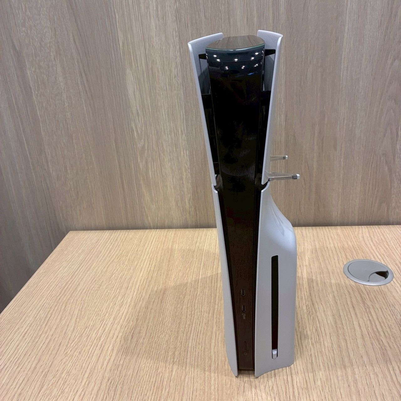 美品】PlayStation 5 CFI-2000A01 PS5 ディスクドライブ搭載モデル 