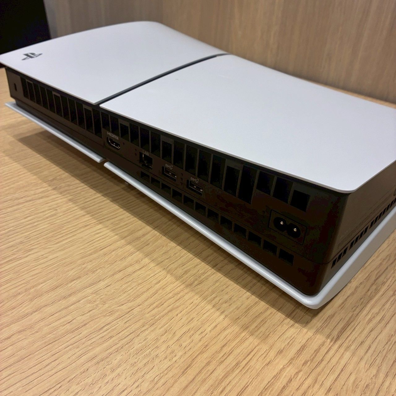 美品】PlayStation 5 CFI-2000A01 PS5 ディスクドライブ搭載モデル 