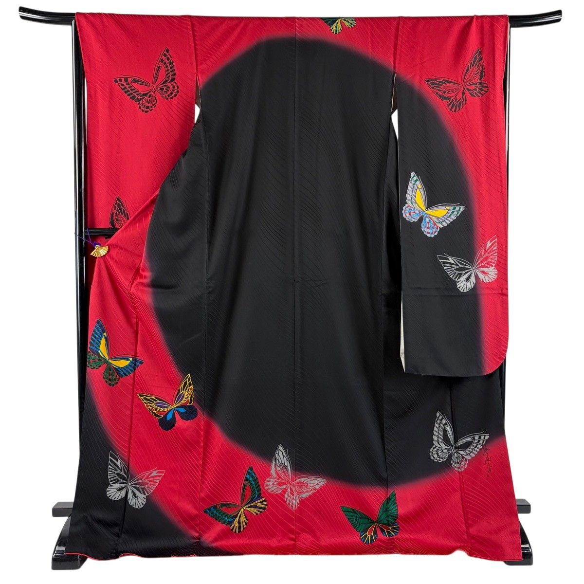 【美品】 振袖 身丈176cm 裄丈65cm M 袷 斉藤三才 落款 蝶 染め分け 赤 正絹 秀品 【中古】
