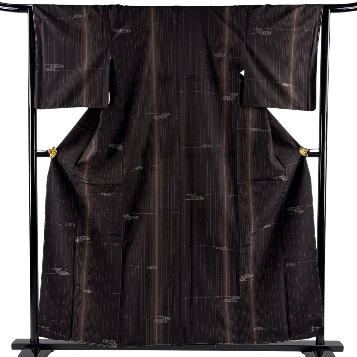 【美品】 紬 身丈158cm 裄丈64.5cm M 袷 観世水 縦縞 焦茶色 正絹 秀品 【中古】 7,040円