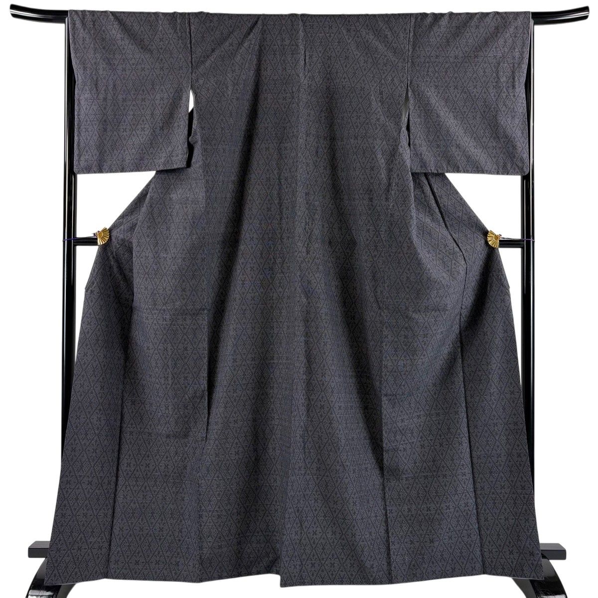 【美品】 紬 身丈166cm 裄丈66.5cm M 袷 やまと 証紙 菱 花 灰色 正絹 秀品 【中古】