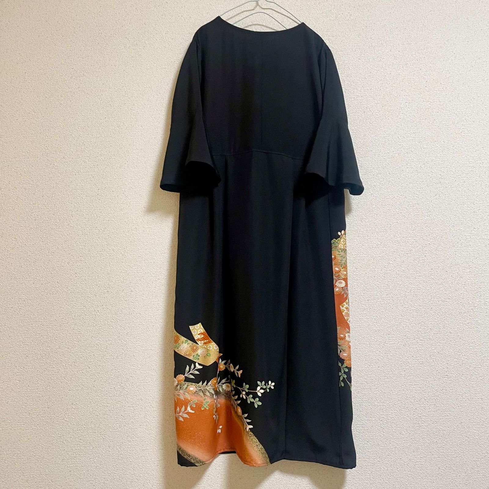 一点物 着物リメイク ロングワンピース ドレス 黒留袖 正絹 地紙花文