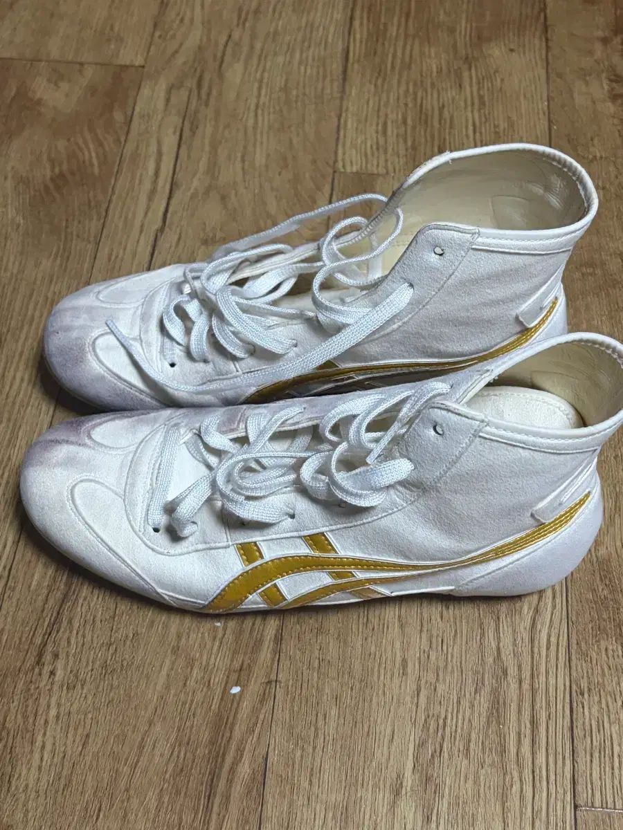 asics アシックス レスリングシューズ 白 GOLD / 廃盤 レア モデル / 正規品