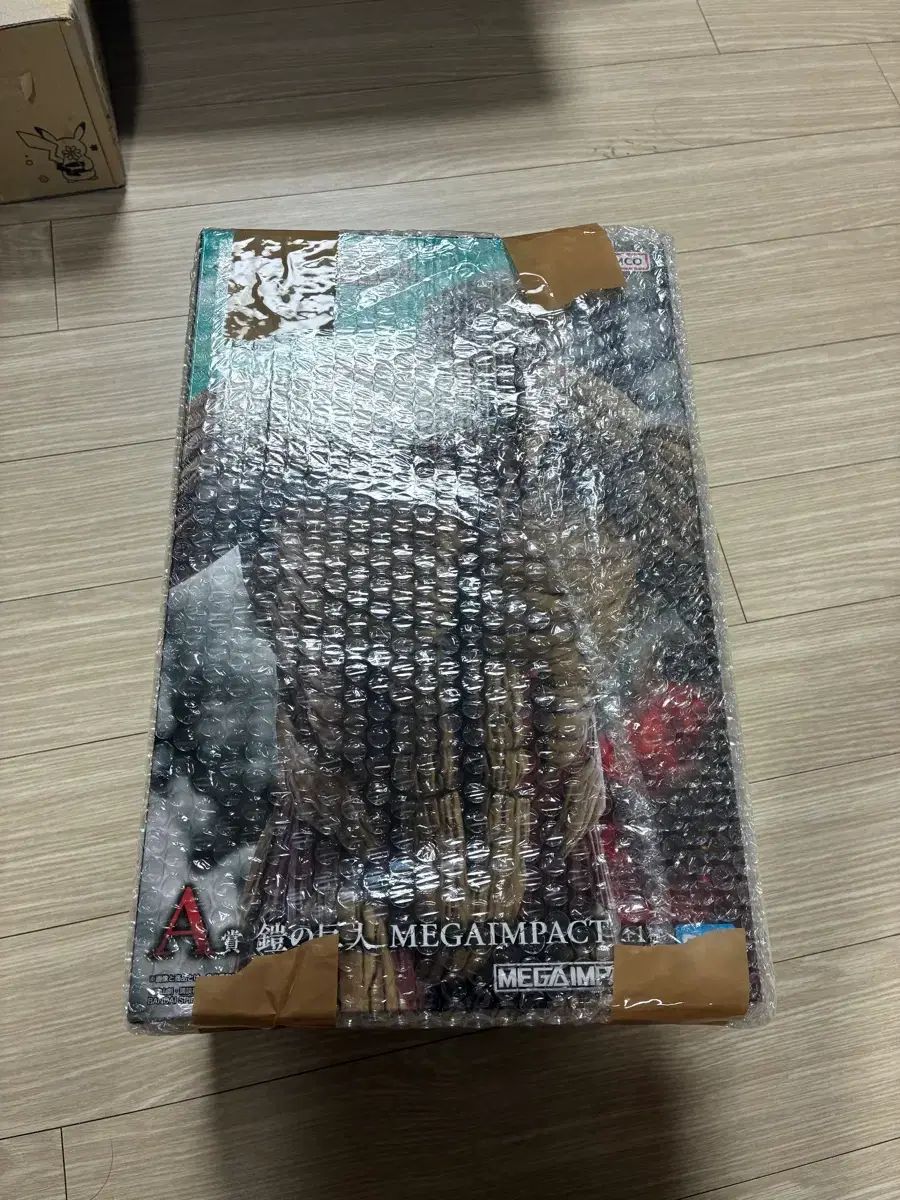 一番くじ 進撃の巨人 A賞 甲冑巨人 未開封 出品