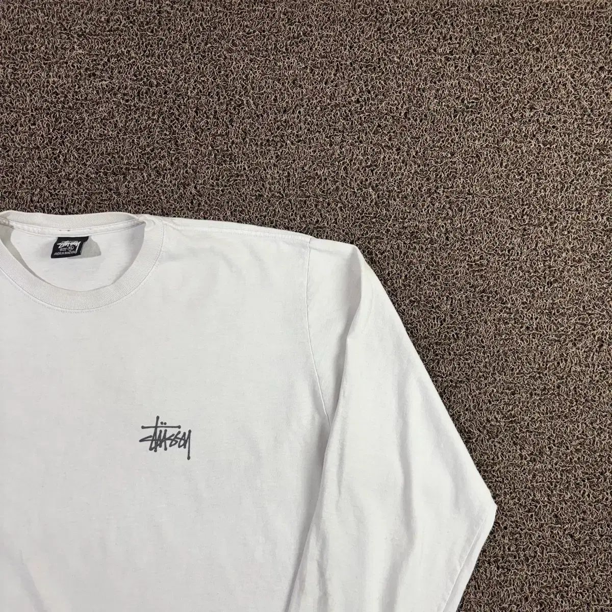 STUSSY 白 ベーシック ビックロゴ ロングスリーブ
